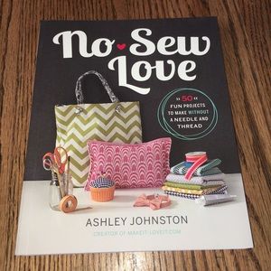 ☀️3 for $12 Sale! NWT NO-SEW LOVE- ASHLEY JOHNSTON